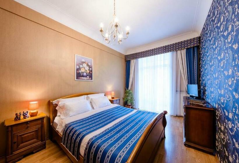 1 Szobás Apartman, Khreschatyk Suites