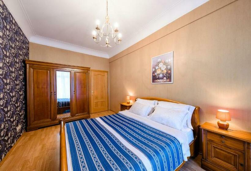 1 Szobás Apartman, Khreschatyk Suites