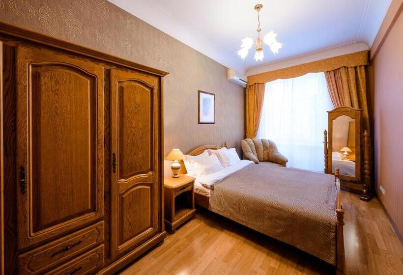 2 Szobás Apartman, Khreschatyk Suites