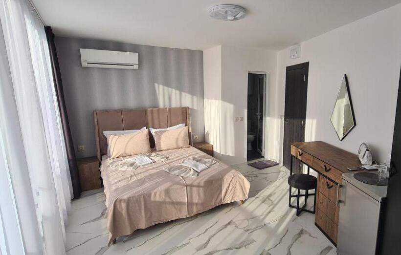 Номер Deluxe, Guesthouse Odesos