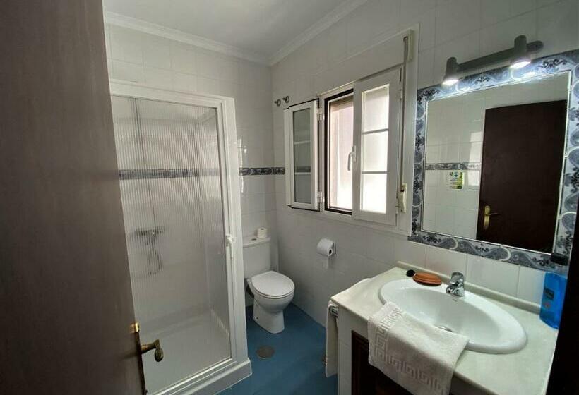 スタンダードルーム, Hostal Los Mellizos