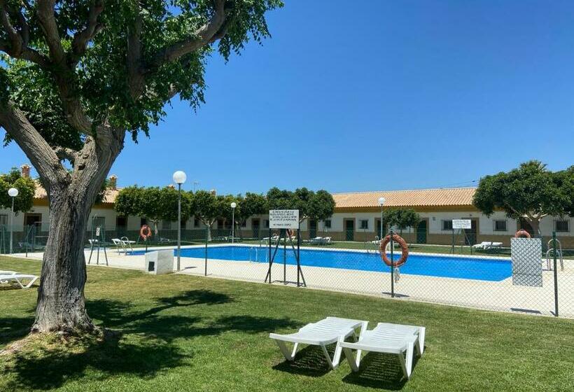 Номер Стандарт Трехместный, Hostal Los Mellizos