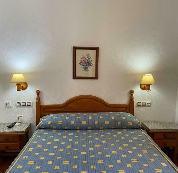 スタンダードルーム, Hostal Los Mellizos