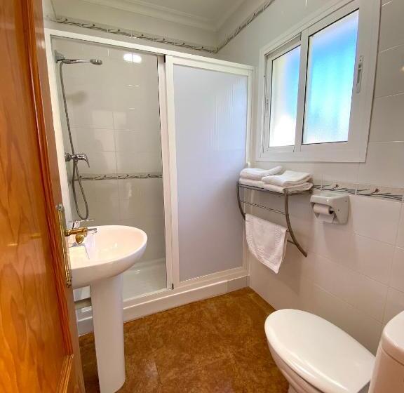 スタンダードトリプルルーム, Hostal Los Mellizos