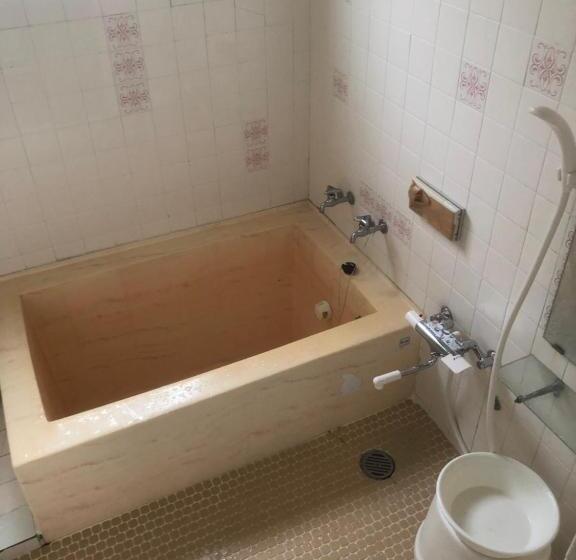 سرير فى غرفة مشتركه, Stay@kushiro