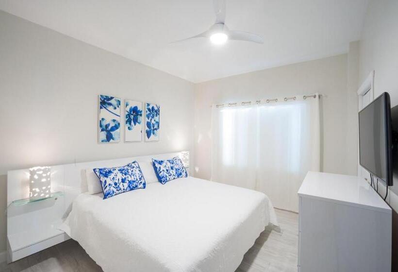 带1个卧室的顶楼公寓, Regal Beach Club