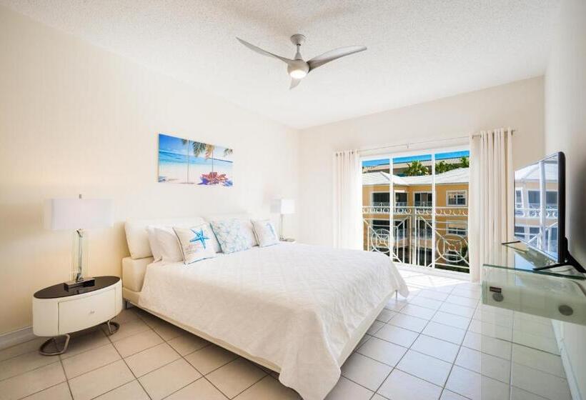 带1个卧室的带海景的公寓, Regal Beach Club