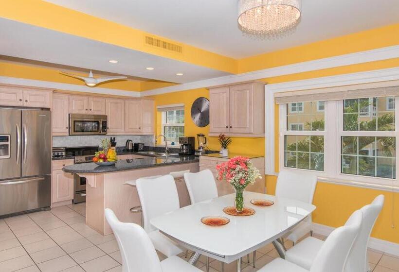 带3个卧室的公寓, Regal Beach Club