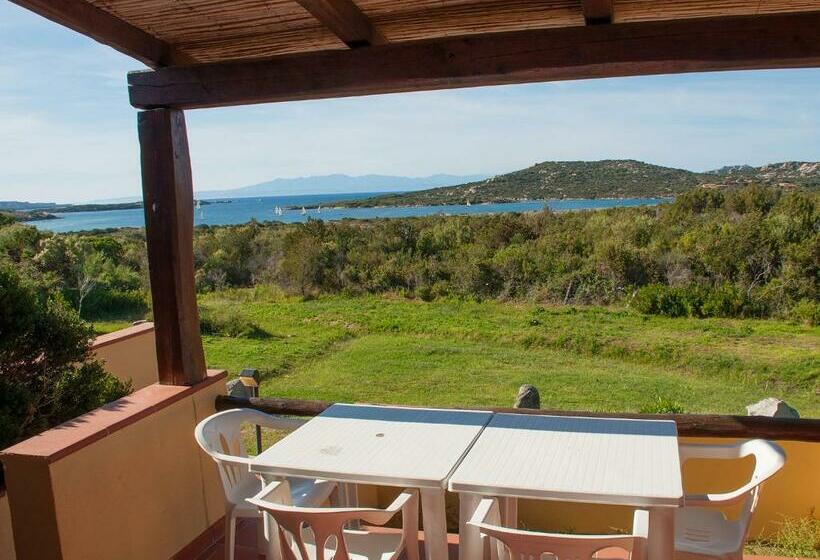 침실 2개 바다 전망 아파트, Residence Cala Petralana