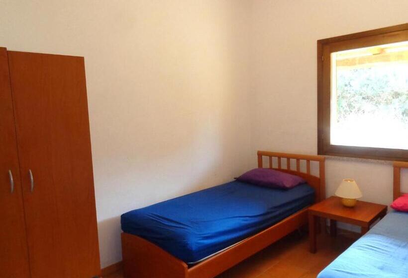 침실 2개 바다 전망 아파트, Residence Cala Petralana