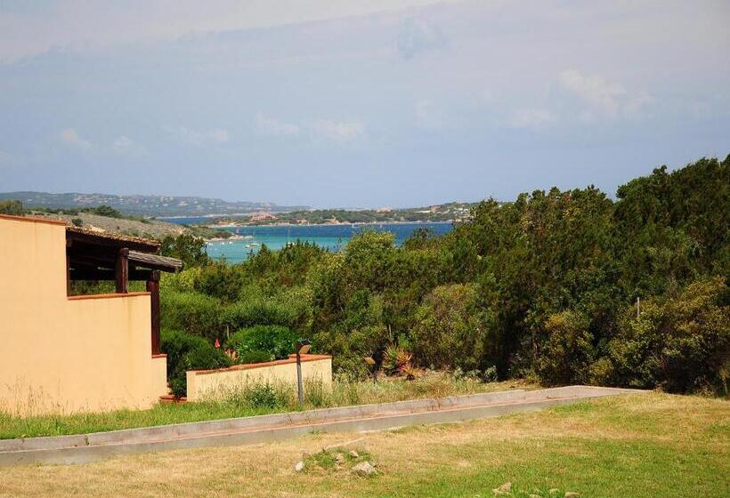 2침실 아파트 측면 바다 전망, Residence Cala Petralana