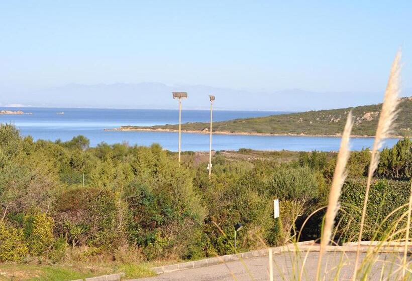 2침실 아파트 측면 바다 전망, Residence Cala Petralana