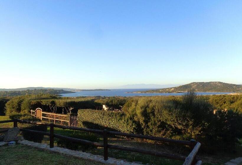 2침실 아파트 측면 바다 전망, Residence Cala Petralana