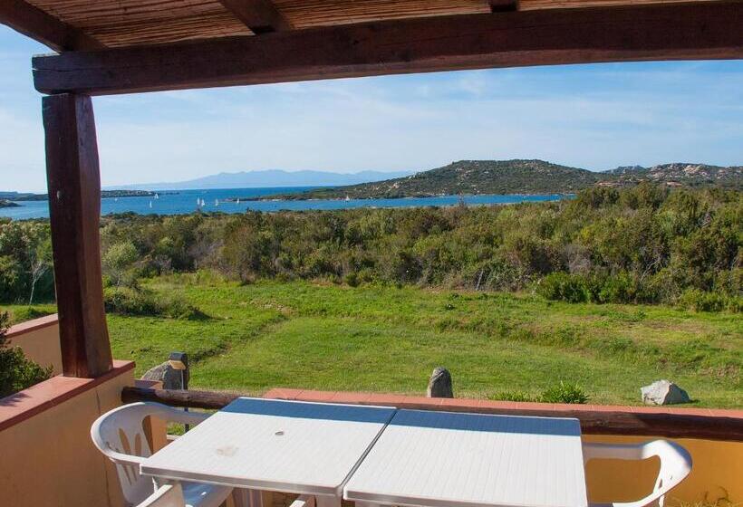 آپارتمان 2 خوابه با چشم‌انداز دریا, Residence Cala Petralana
