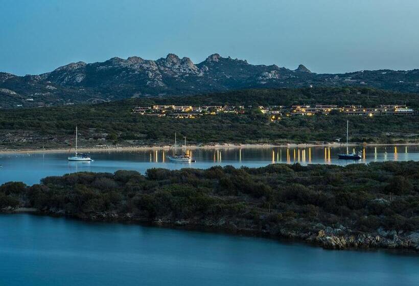 침실 2개 바다 전망 아파트, Residence Cala Petralana