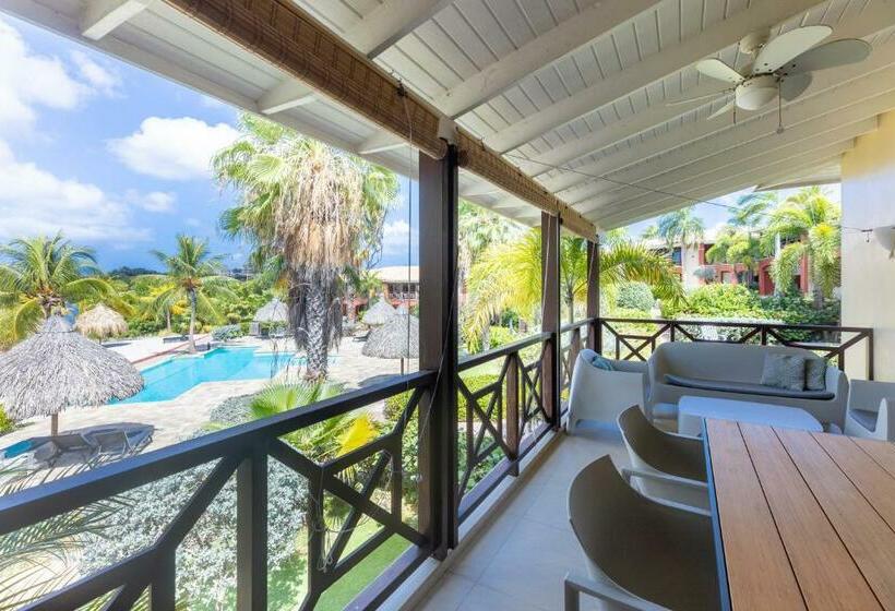 آپارتمان 1 خوابه با بالکن, Spanish Water Apartments