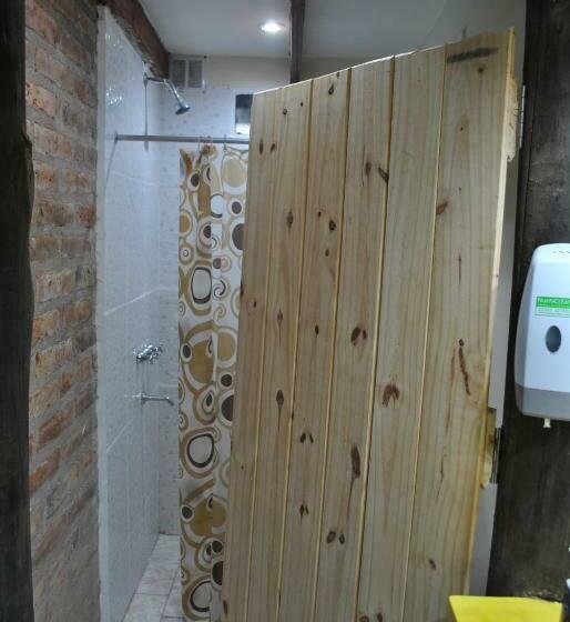 공동 객실, Ruca Kiñe Hostel