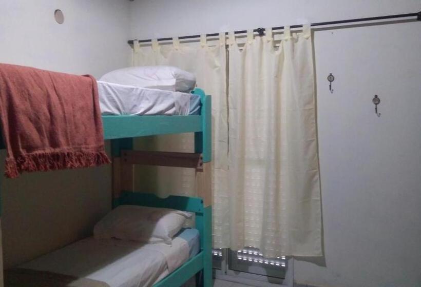 공동 객실, Ruca Kiñe Hostel