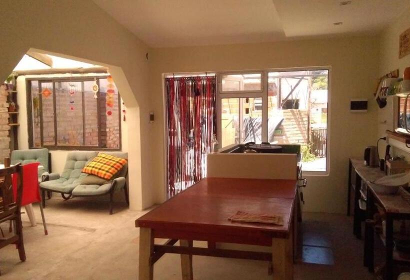 스탠다드 룸 공동 욕실, Ruca Kiñe Hostel