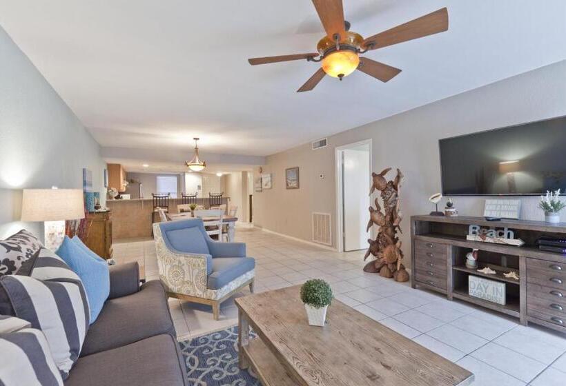 شقة ديلوكس غرفتين نوم, Saida