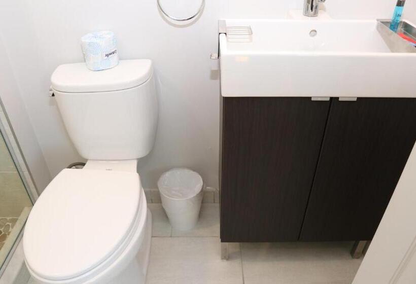 إستوديو قياسى, A Stylish Stay W/ A Queen Bed, Heated Floors.. #33