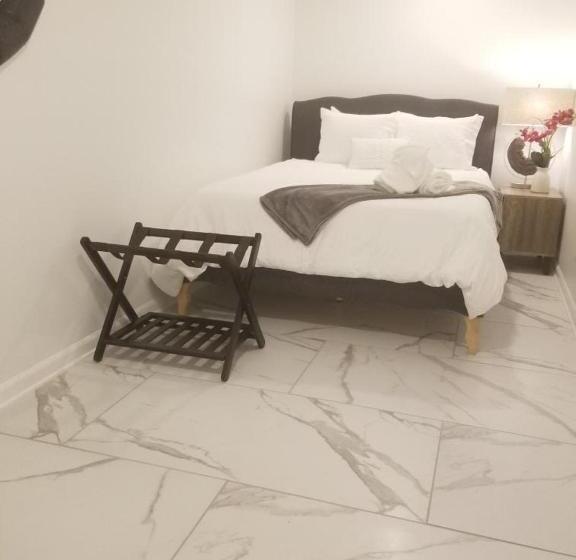 جناح, 9br Sleeps 19. Amazing Deal!!