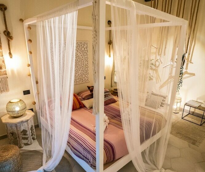 اتاق لوکس, Vinto House Salerno Downtown