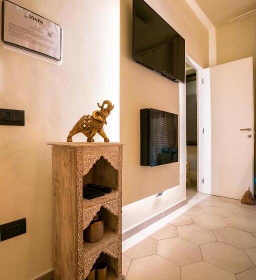 اتاق لوکس, Vinto House Salerno Downtown