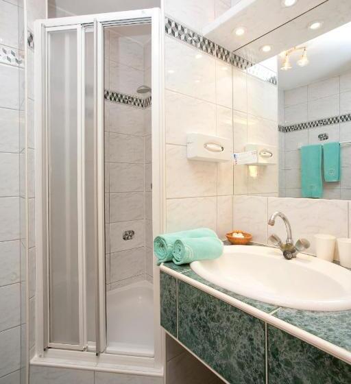 标准单人间, Jerolitsch