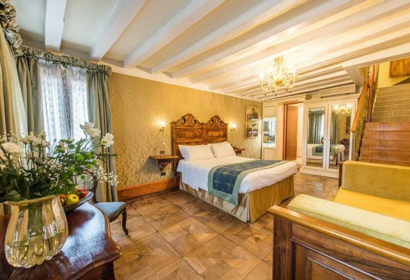 اتاق سوپریور با چشم‌انداز, Casa Nicolo Priuli