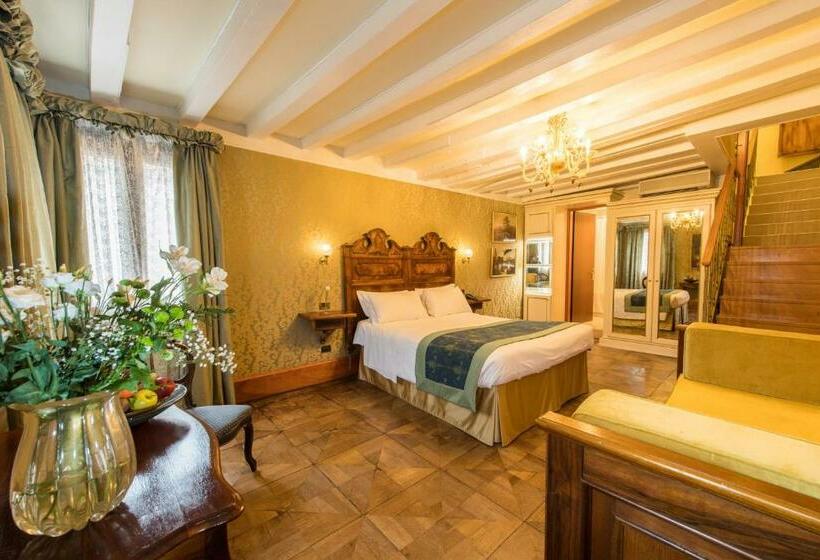 اتاق سوپریور با چشم‌انداز, Casa Nicolo Priuli