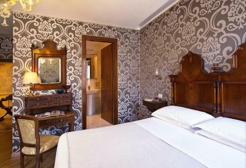 اتاق سوپریور با چشم‌انداز, Casa Nicolo Priuli