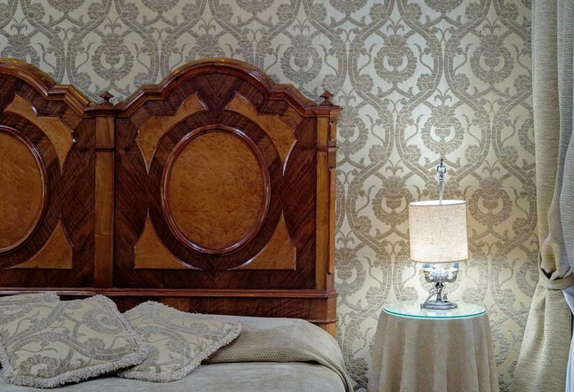 اتاق سوپریور با چشم‌انداز, Casa Nicolo Priuli