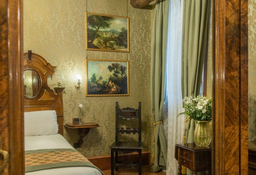 اتاق اکونومی, Casa Nicolo Priuli