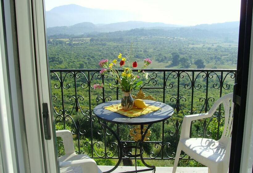 基本工作室, Fundana Villas