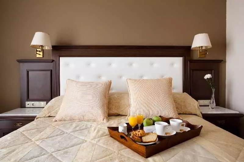 Chambre Standard, Achillion Palace