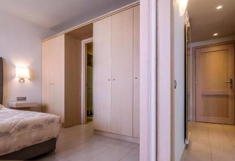 Junior Suite Vue Mer, Achillion Palace