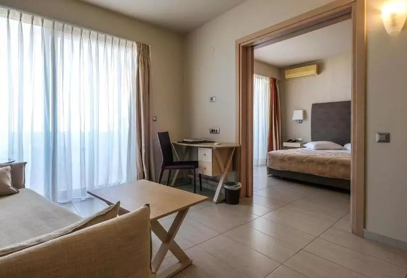 Junior Suite Vue Mer, Achillion Palace