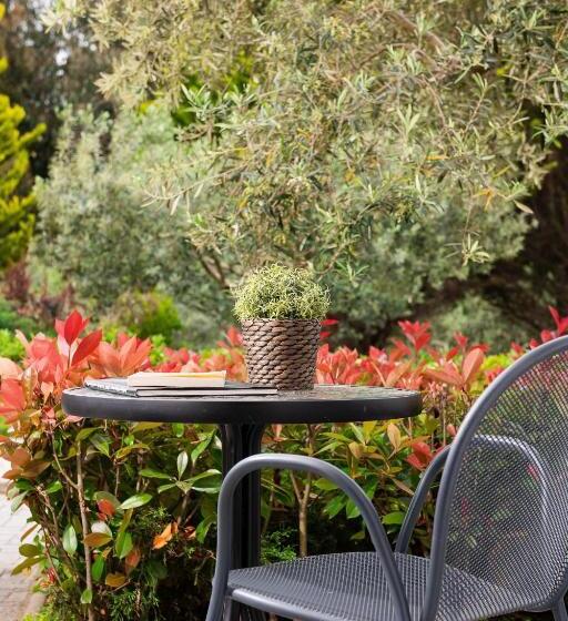 غرفة قياسية مطلّة علي الحديقة, Alexandros Palace