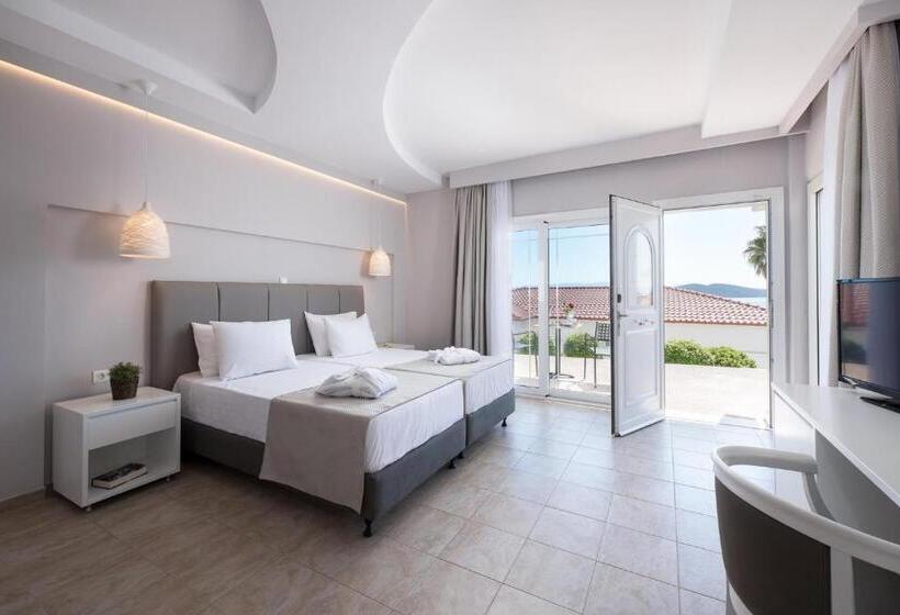 غرفة قياسية مطلّة علي الحديقة, Alexandros Palace