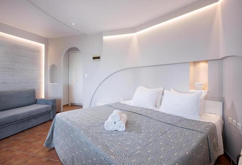 غرفة عائلية مطلّة علي البحر, Alexandros Palace