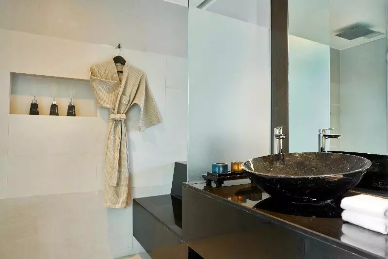 اتاق لوکس با چشم‌انداز دریا, Anantara Bophut Koh Samui Resort