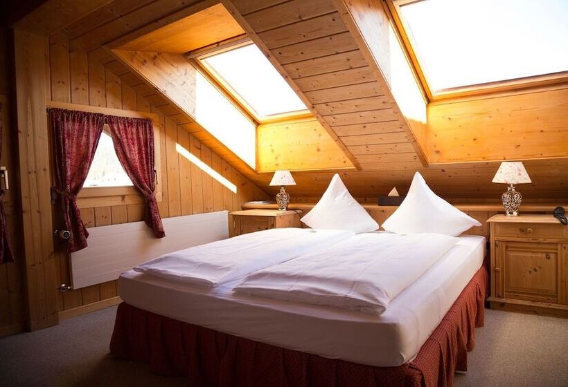 غرفة كلاسيكية, Bellaval