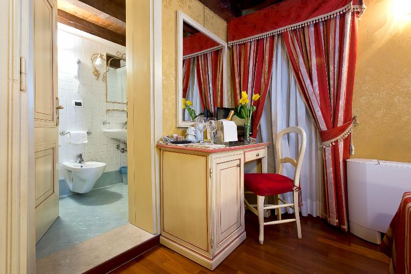 اتاق کلاسیک, Ca  San Polo