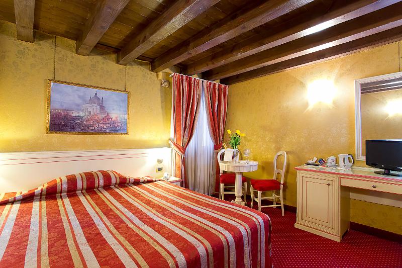 اتاق سوپریور, Ca  San Polo