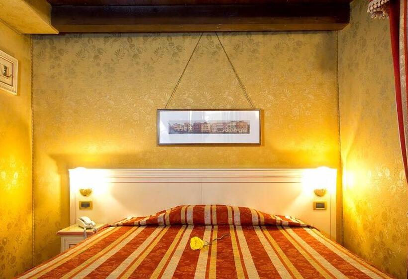 اتاق کلاسیک, Ca  San Polo