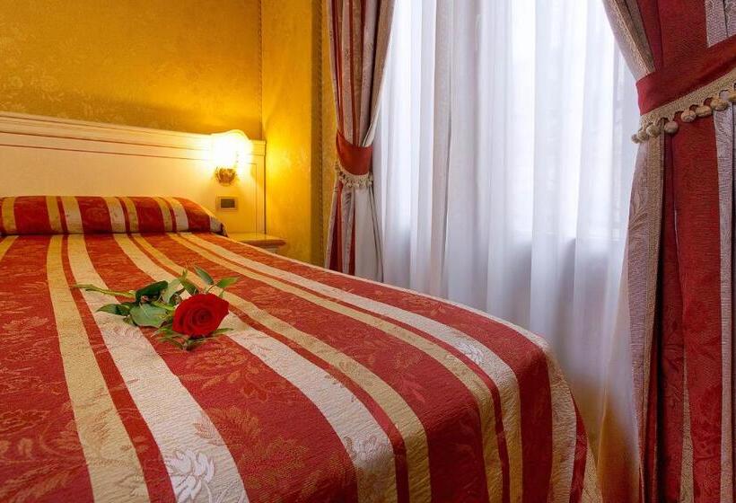 اتاق سوپریور, Ca  San Polo