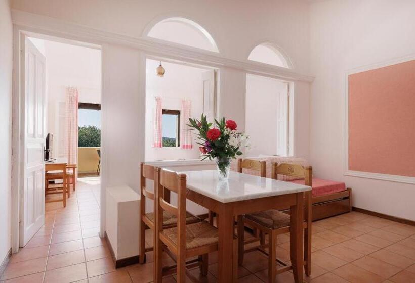 패밀리 룸 가든 전망, Century Resort