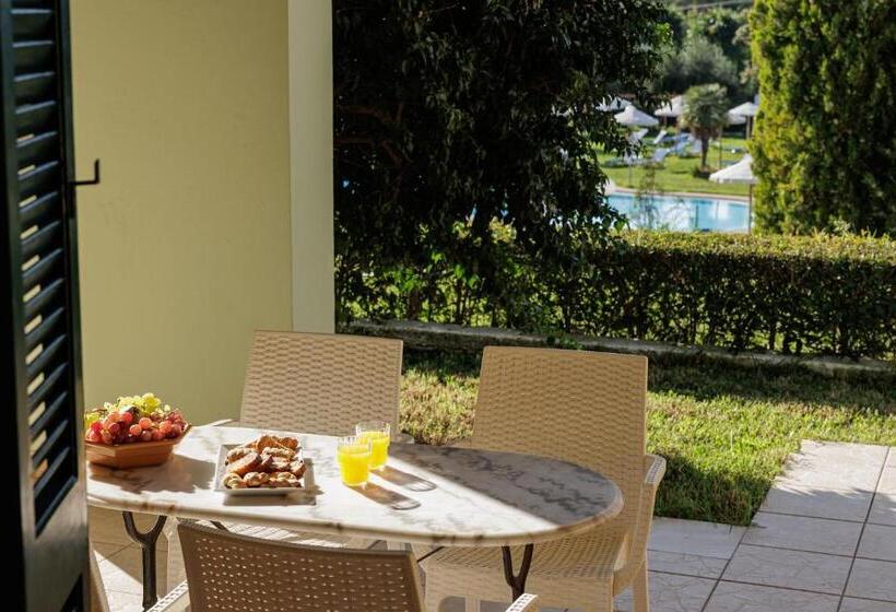 דירת שני חדרים, Century Resort