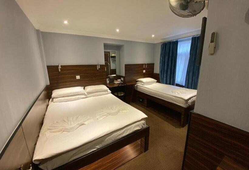 Номер Стандарт Трехместный, Crestfield